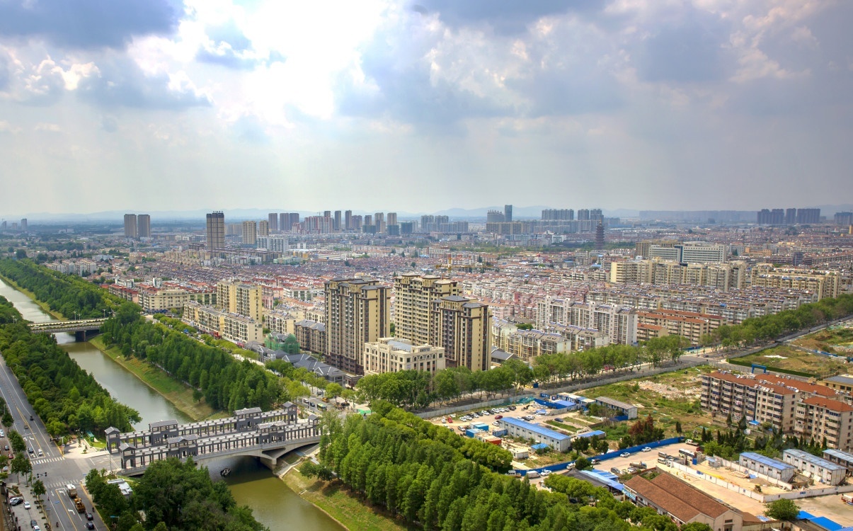 华阳城貌一一美