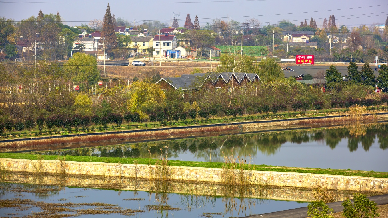 二圣水库(茅山湖)一景