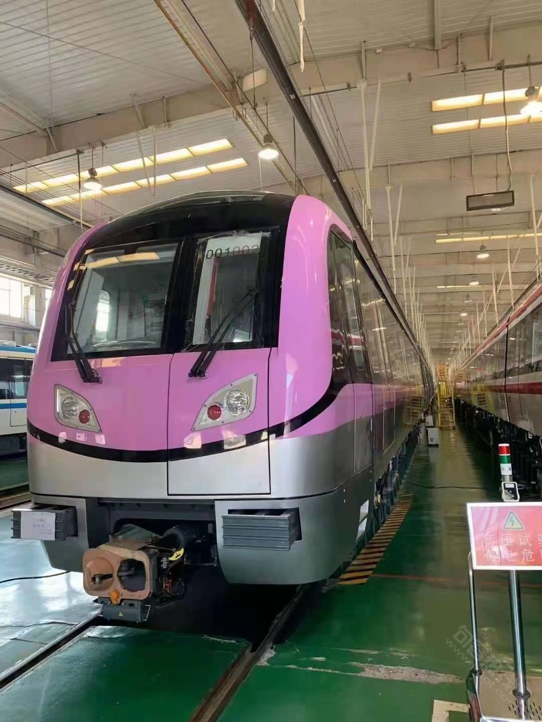 s6句容地铁开始调试,粉色的地铁你见过么